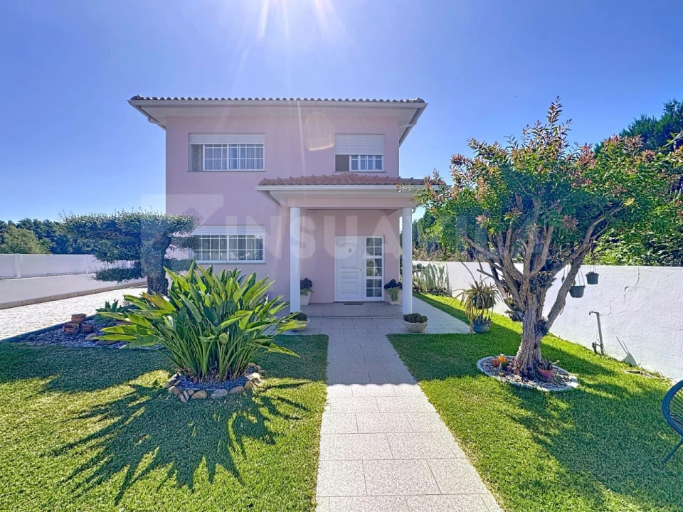 Moradia T3 para Venda em Valença, Cristelo Covo e Arão Foto 1