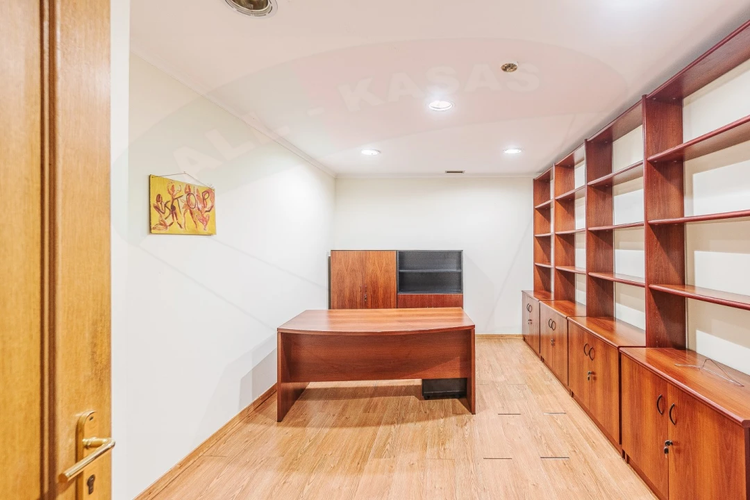 Escritório para Venda em Alvalade Foto 33