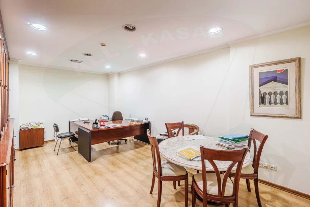 Escritório para Venda em Alvalade Foto 57