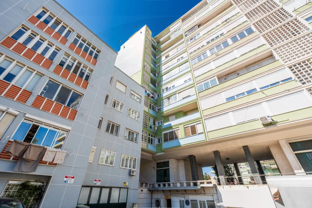 Escritório para Venda em Alvalade Foto 90