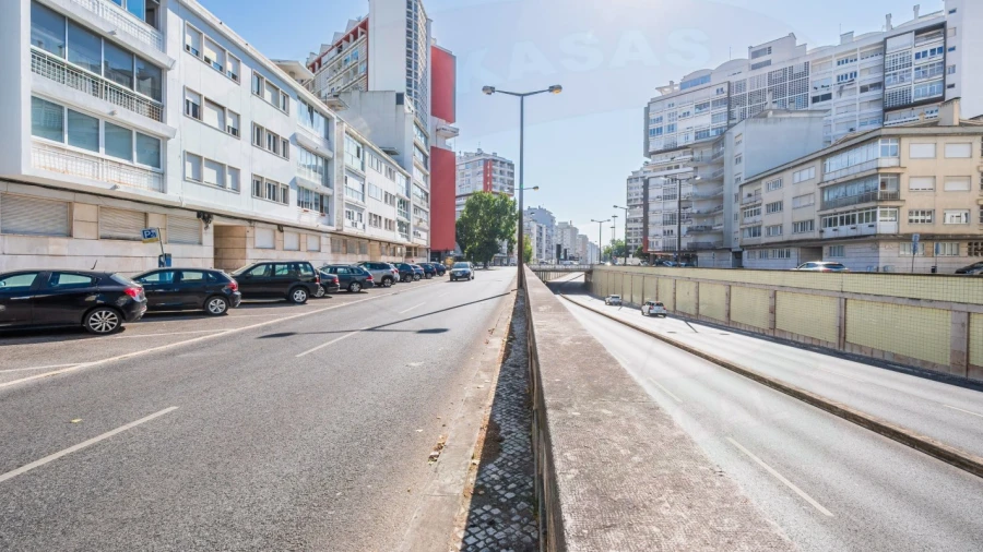 Escritório para Venda em Alvalade