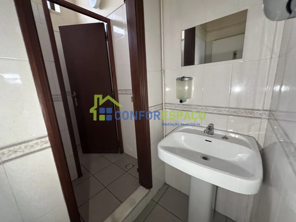 Loja para Venda em Castelo Branco Foto 17