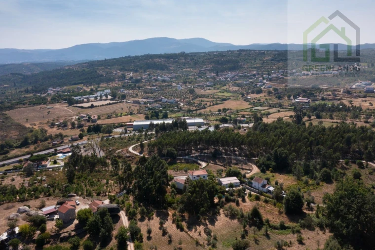 Quinta T3 para Venda em Lagos da Beira e Lajeosa Foto 2