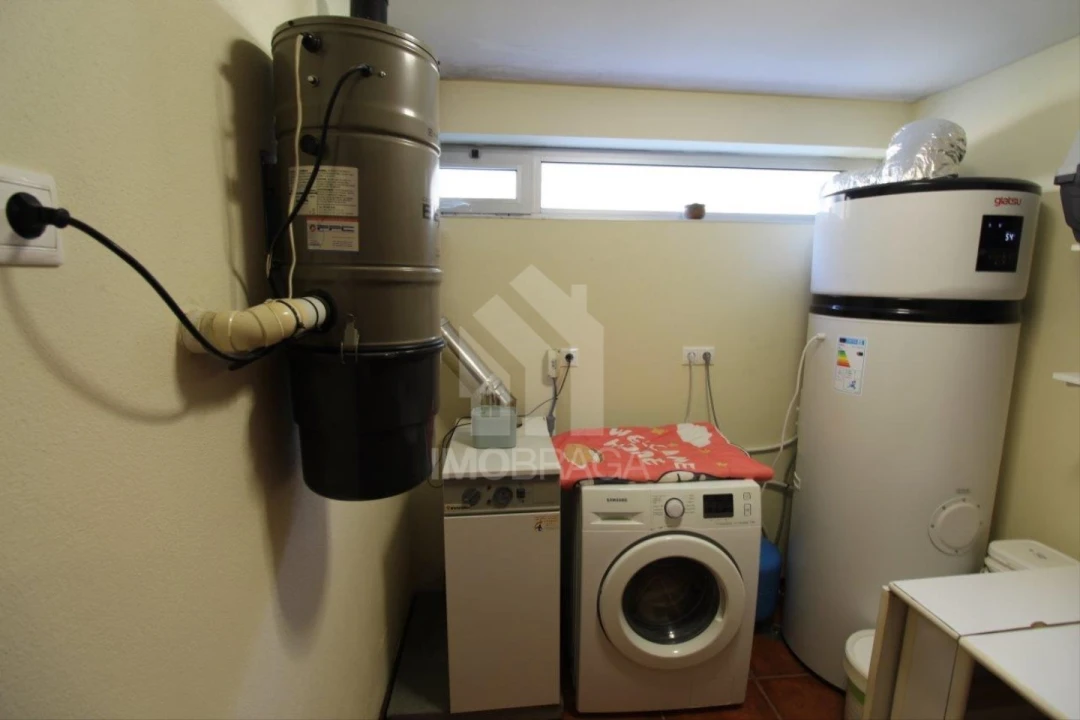 Moradia T4 para Venda em Rendufe Foto 45