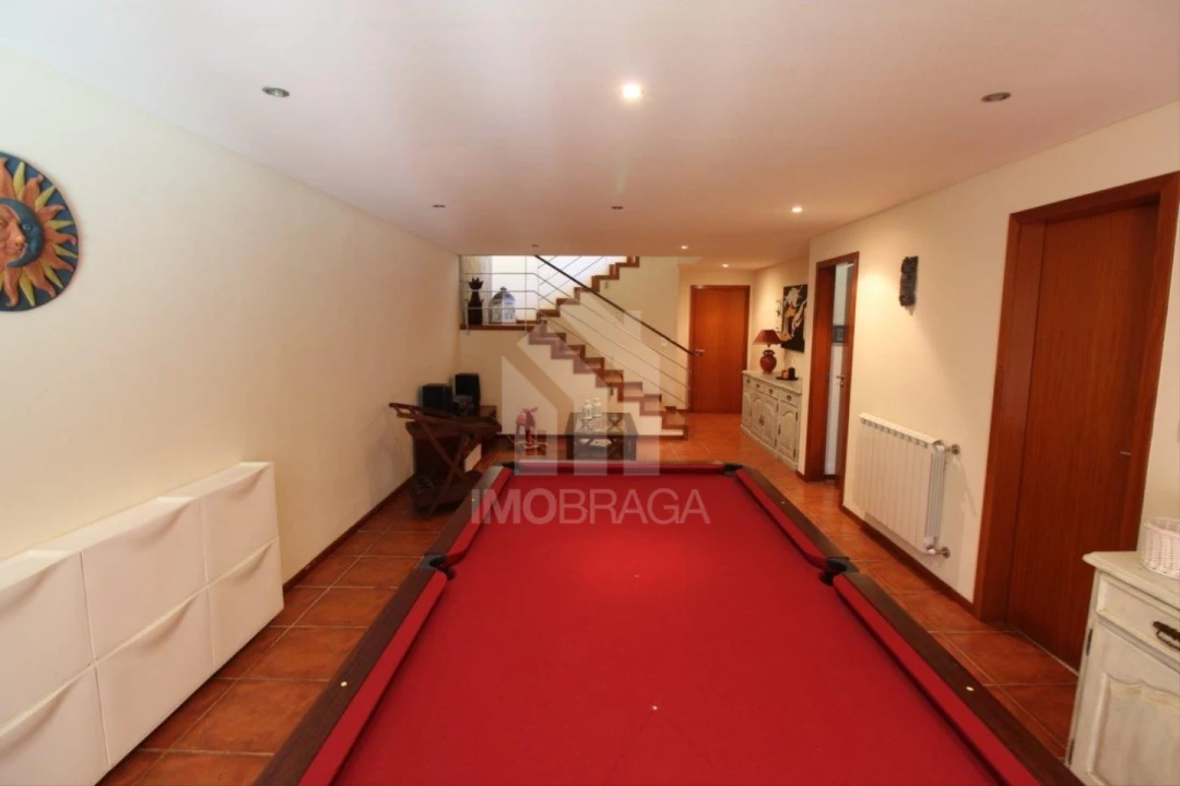 Moradia T4 para Venda em Rendufe Foto 47