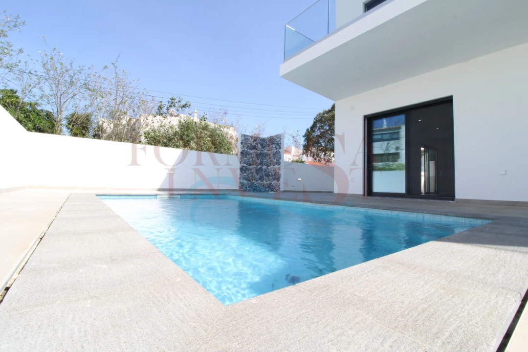 Moradia T3 para Venda em Moncarapacho e Fuseta Foto 1