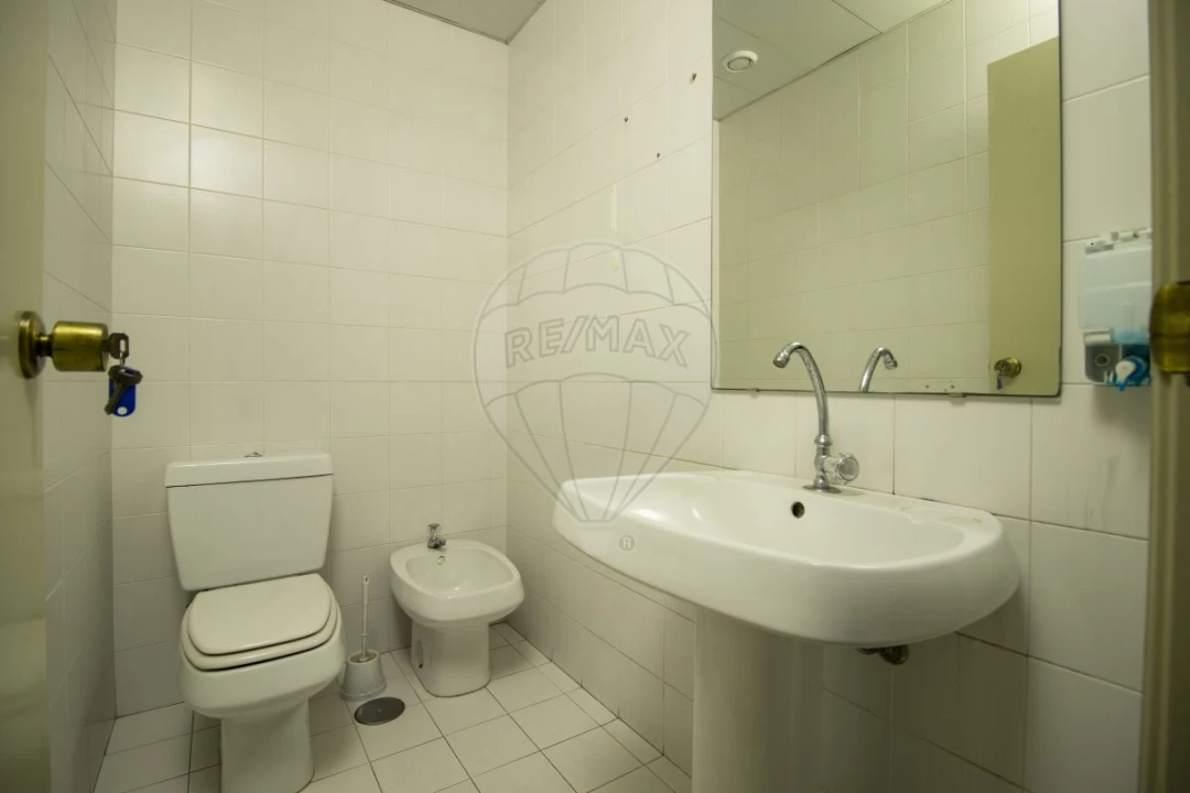 Escritório para Venda em A dos Cunhados e Maceira Foto 24