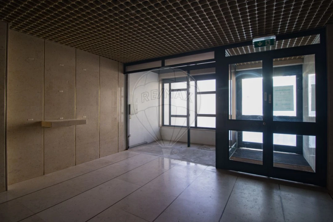 Escritório para Venda em A dos Cunhados e Maceira Foto 26