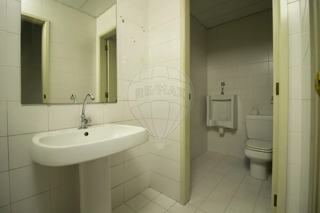 Escritório para Venda em A dos Cunhados e Maceira Foto 23