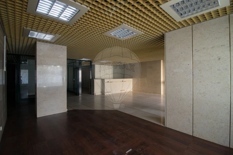 Escritório para Venda em A dos Cunhados e Maceira Foto 29