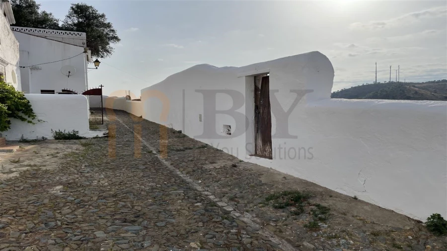 Moradia T4 para Venda em Mertola Foto 4