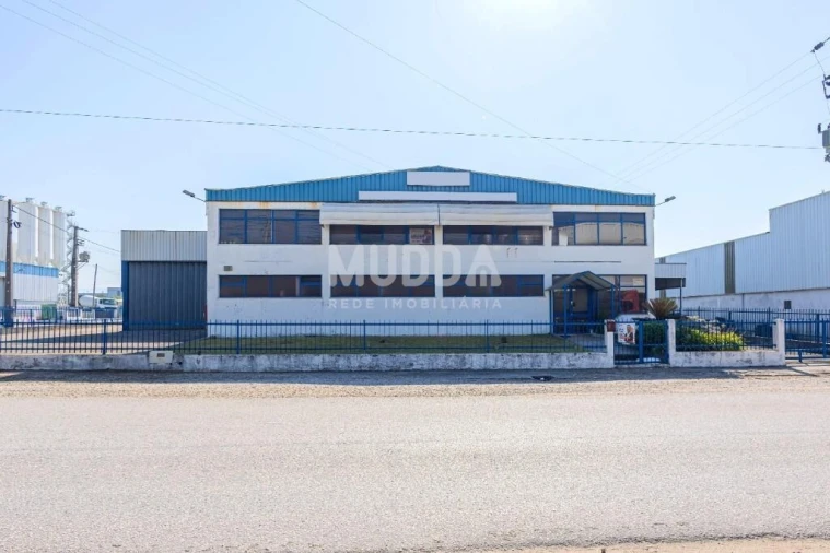 Armazém para Venda em Albergaria-A-Velha e Valmaior Foto 2
