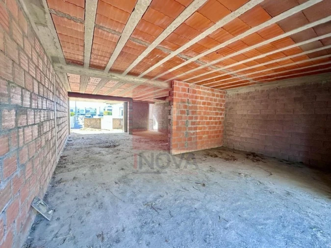 Moradia T3 para Venda em Vila de Prado Foto 4