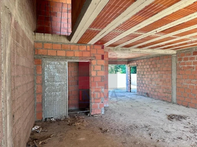 Moradia T3 para Venda em Vila de Prado Foto 8