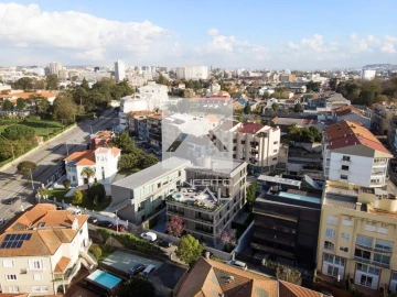 Apartamento T4 para Venda em Lordelo do Ouro e Massarelos