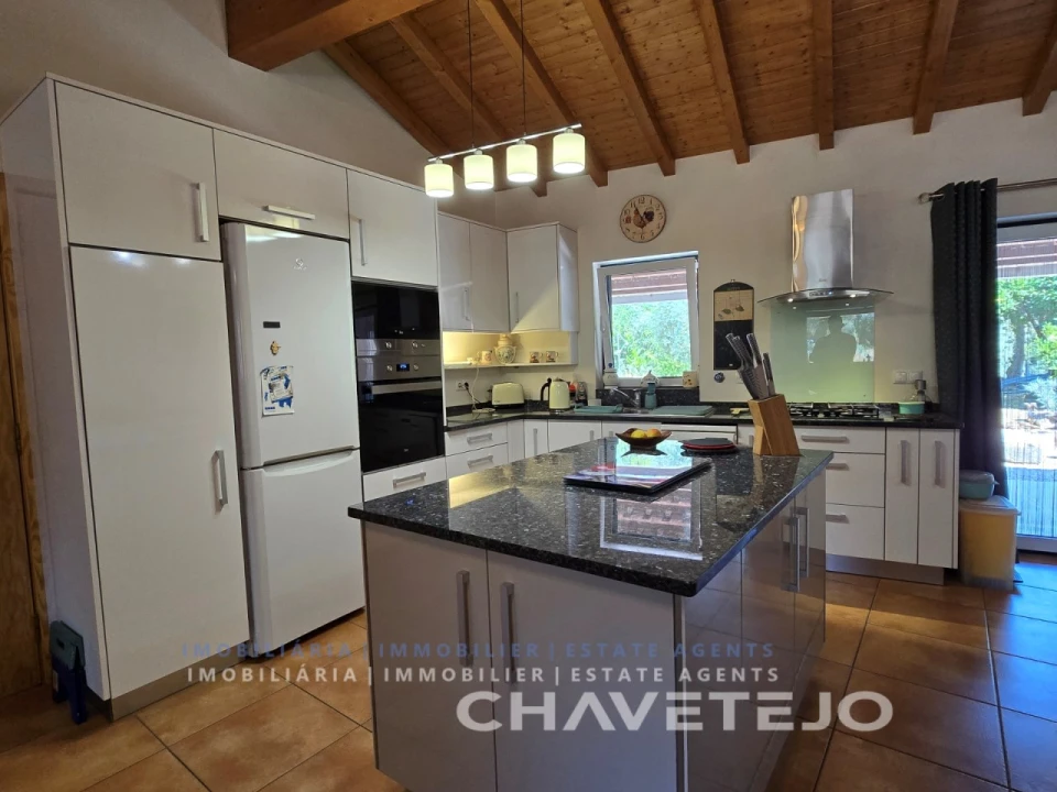 Moradia T3 para Venda em Areias e Pias Foto 11