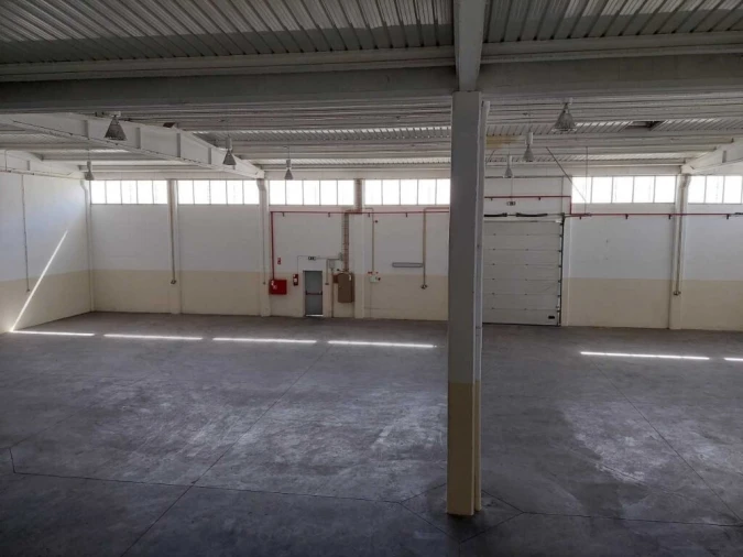 Armazém para Arrendamento em Almargem do Bispo, Pêro Pinheiro e Montelavar Foto 3