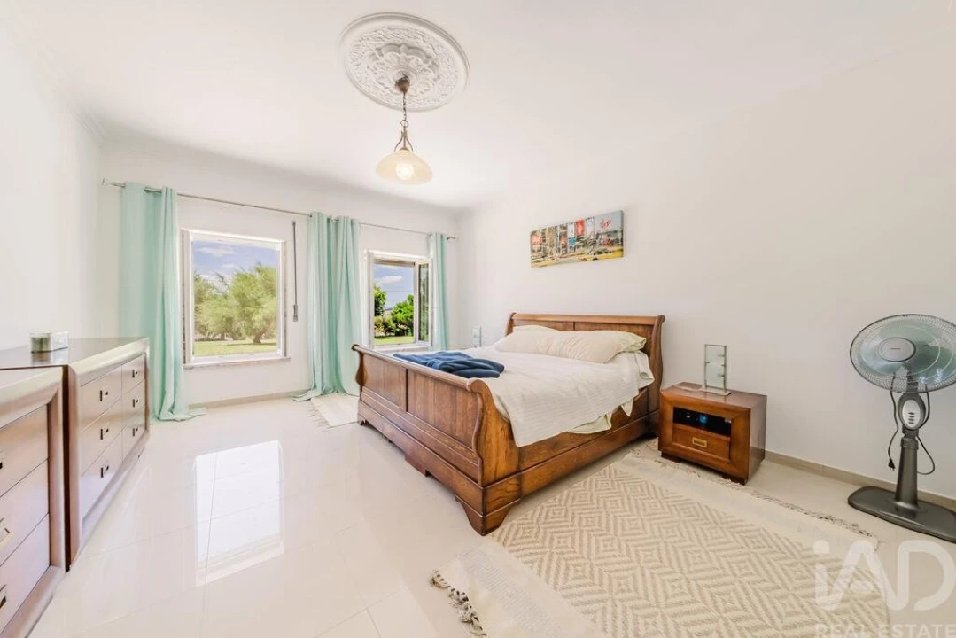 Moradia T4 para Venda em Moita dos Ferreiros Foto 19