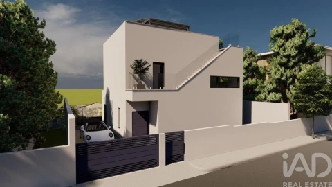 Moradia T3 para Venda em Tavira (Santa Maria e Santiago)