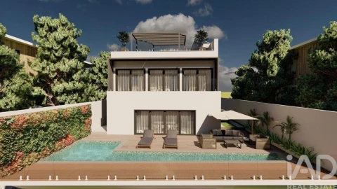 Moradia T3 para Venda em Tavira (Santa Maria e Santiago)