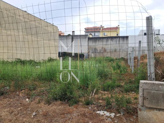 Terreno para Venda em Arcozelo Foto 5