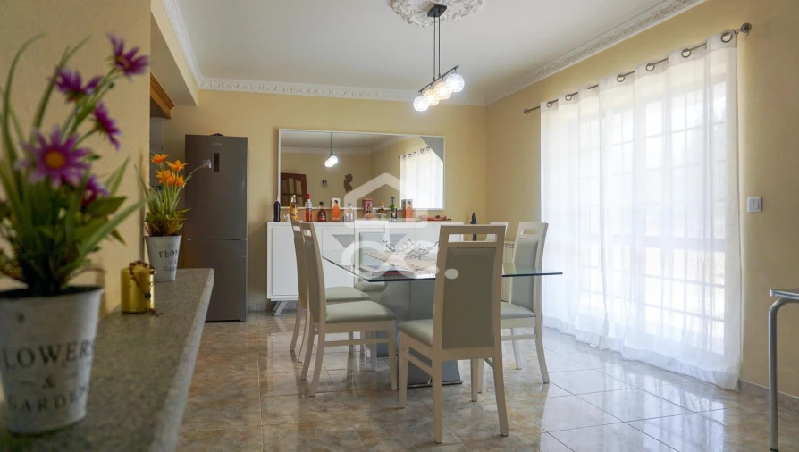 Moradia T3 para Venda em Carrapichana Foto 10