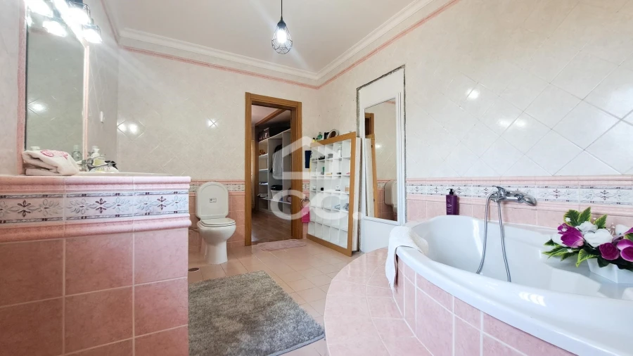 Moradia T3 para Venda em Carrapichana Foto 25