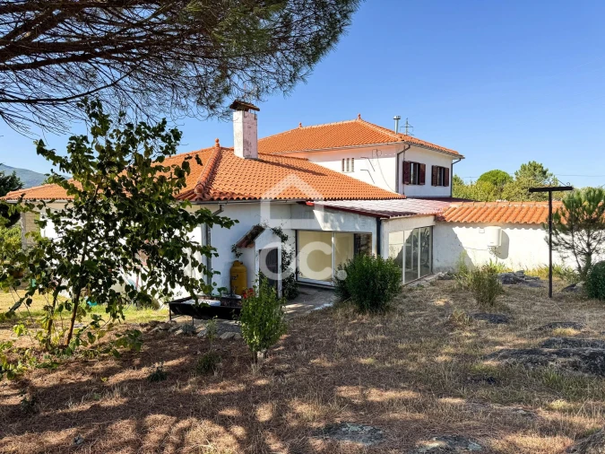 Moradia T3 para Venda em Carrapichana Foto 40