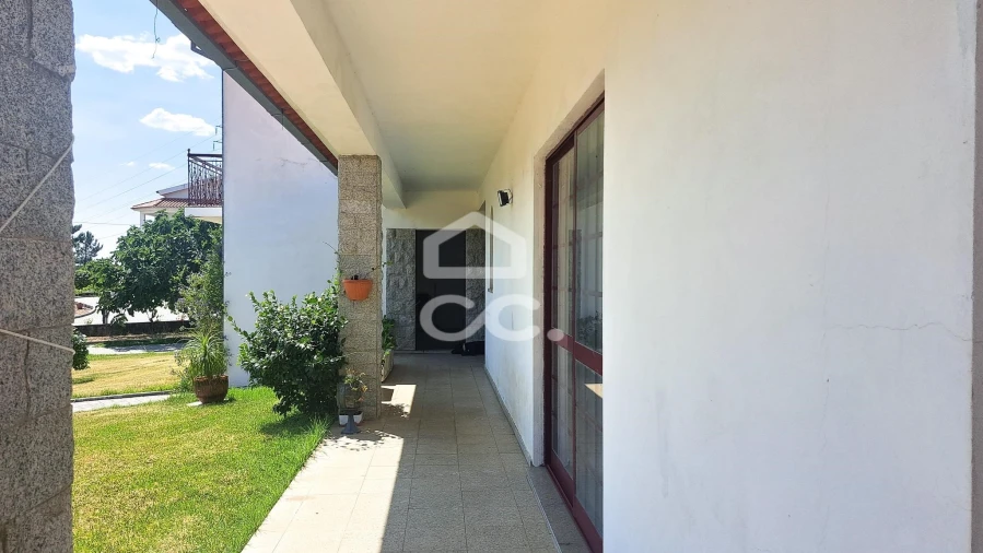 Moradia T3 para Venda em Carrapichana Foto 27