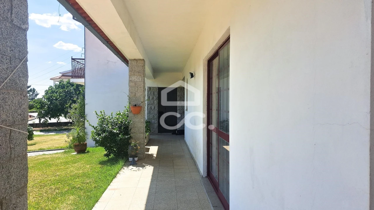 Moradia T3 para Venda em Carrapichana Foto 27