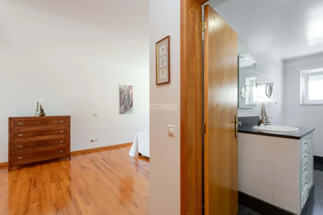 Moradia T5 para Venda em São Brás de Alportel Foto 13