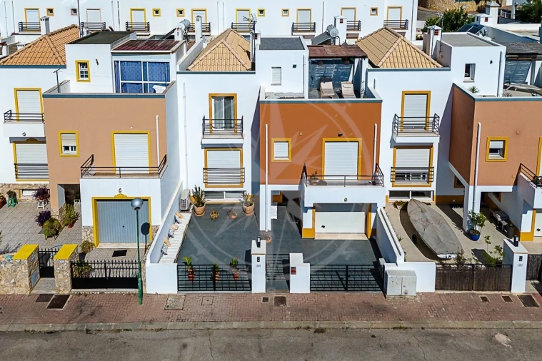 Moradia T4 para Venda em Tavira (Santa Maria e Santiago) Foto 29