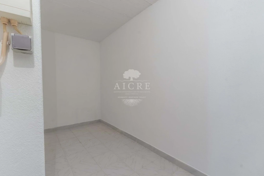 Apartamento T3 para Venda em Parque das Nações Foto 32