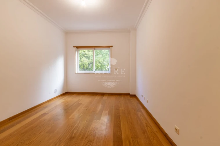 Apartamento T3 para Venda em Parque das Nações Foto 8