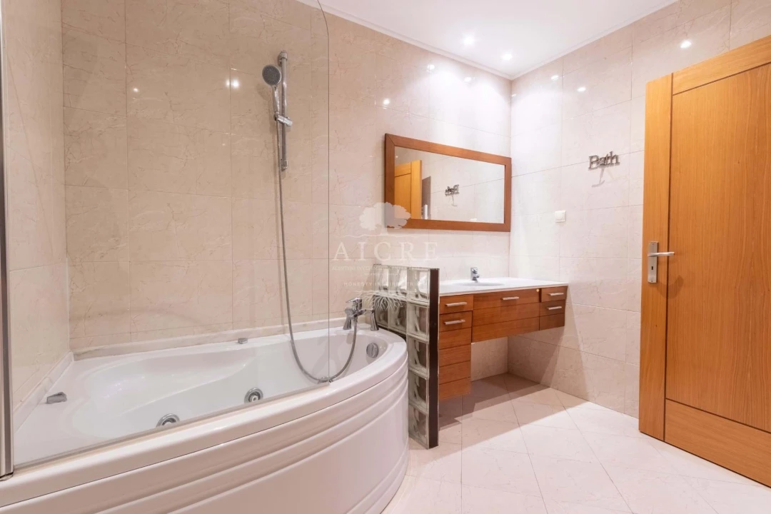 Apartamento T3 para Venda em Parque das Nações Foto 18