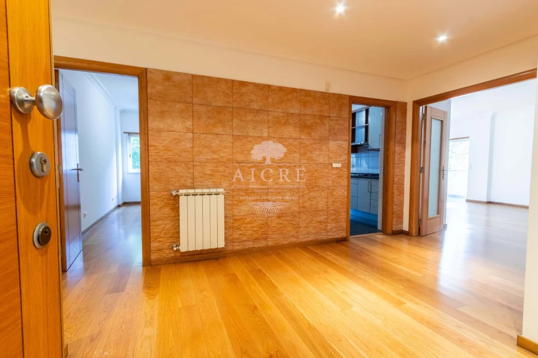 Apartamento T3 para Venda em Parque das Nações Foto 1