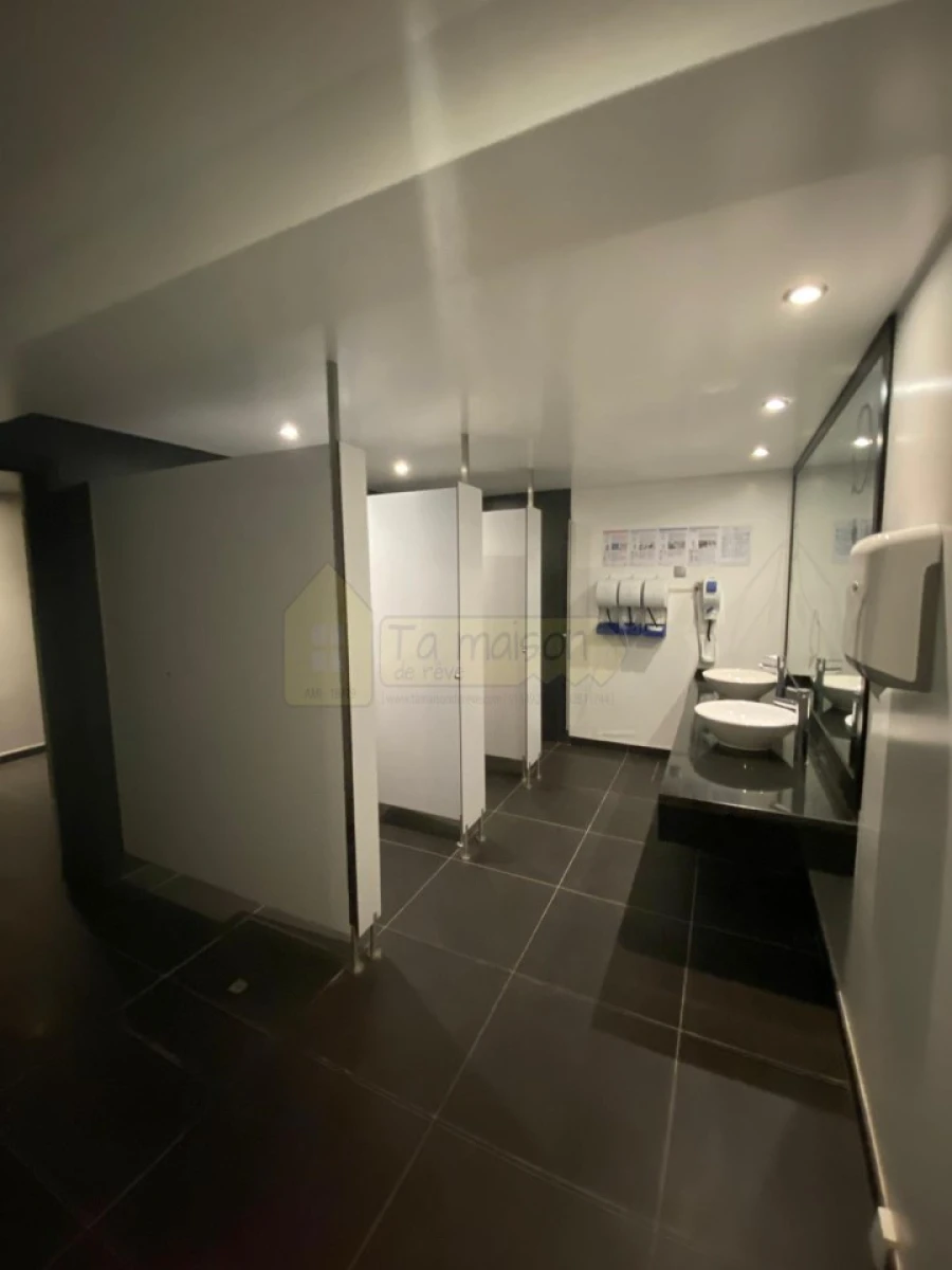 Loja para Venda em Almancil Foto 16