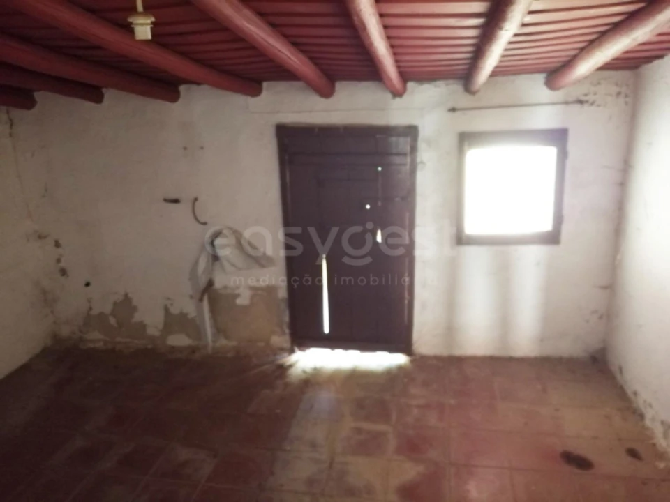 Moradia T1 para Venda em Safara e Santo Aleixo da Restauração Foto 6