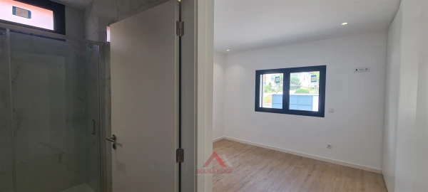 Moradia T3 para Venda em Marrazes e Barosa
