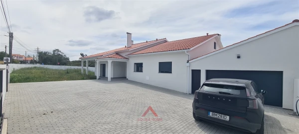 Moradia T3 para Venda em Marrazes e Barosa