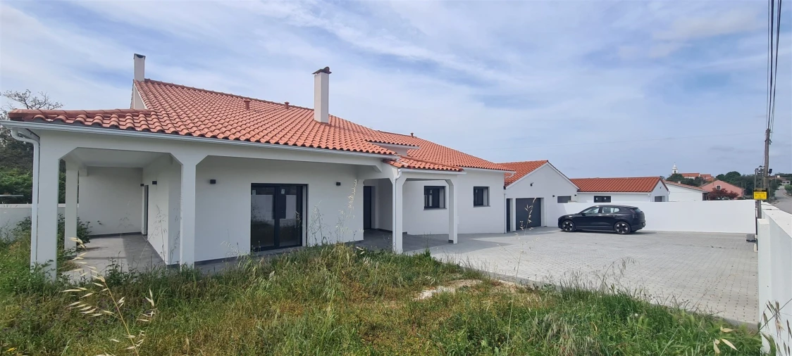 Moradia T3 para Venda em Marrazes e Barosa Foto 2