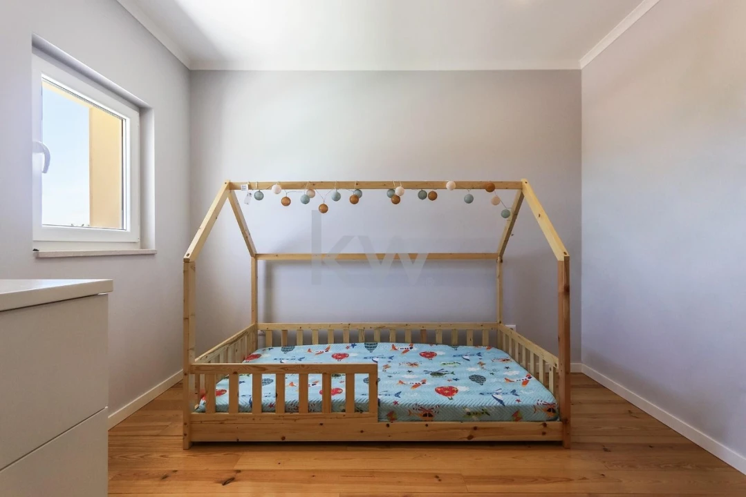 Moradia T4 para Venda em Miragaia e Marteleira Foto 18