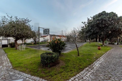 Moradia T5 para Venda em Marinha Grande