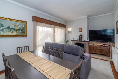 Moradia T5 para Venda em Marinha Grande