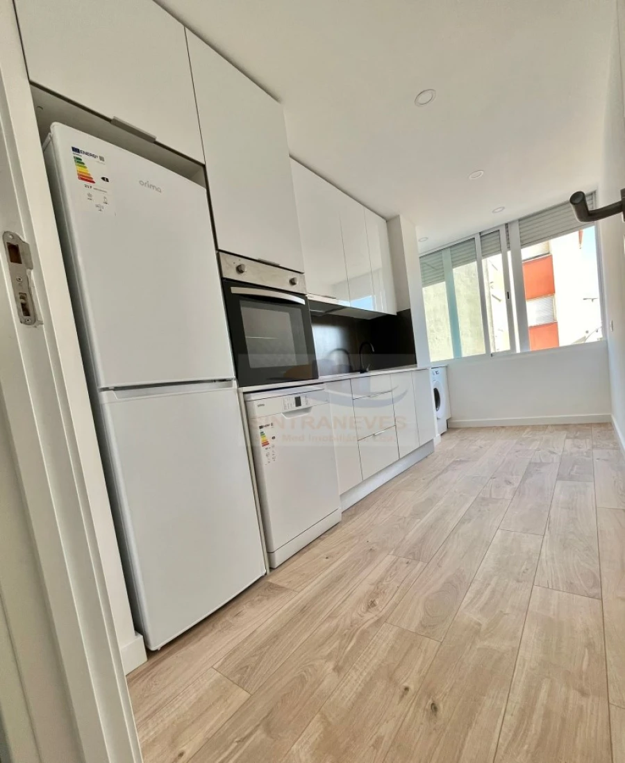Apartamento T2 para Venda em Falagueira-Venda Nova Foto 8