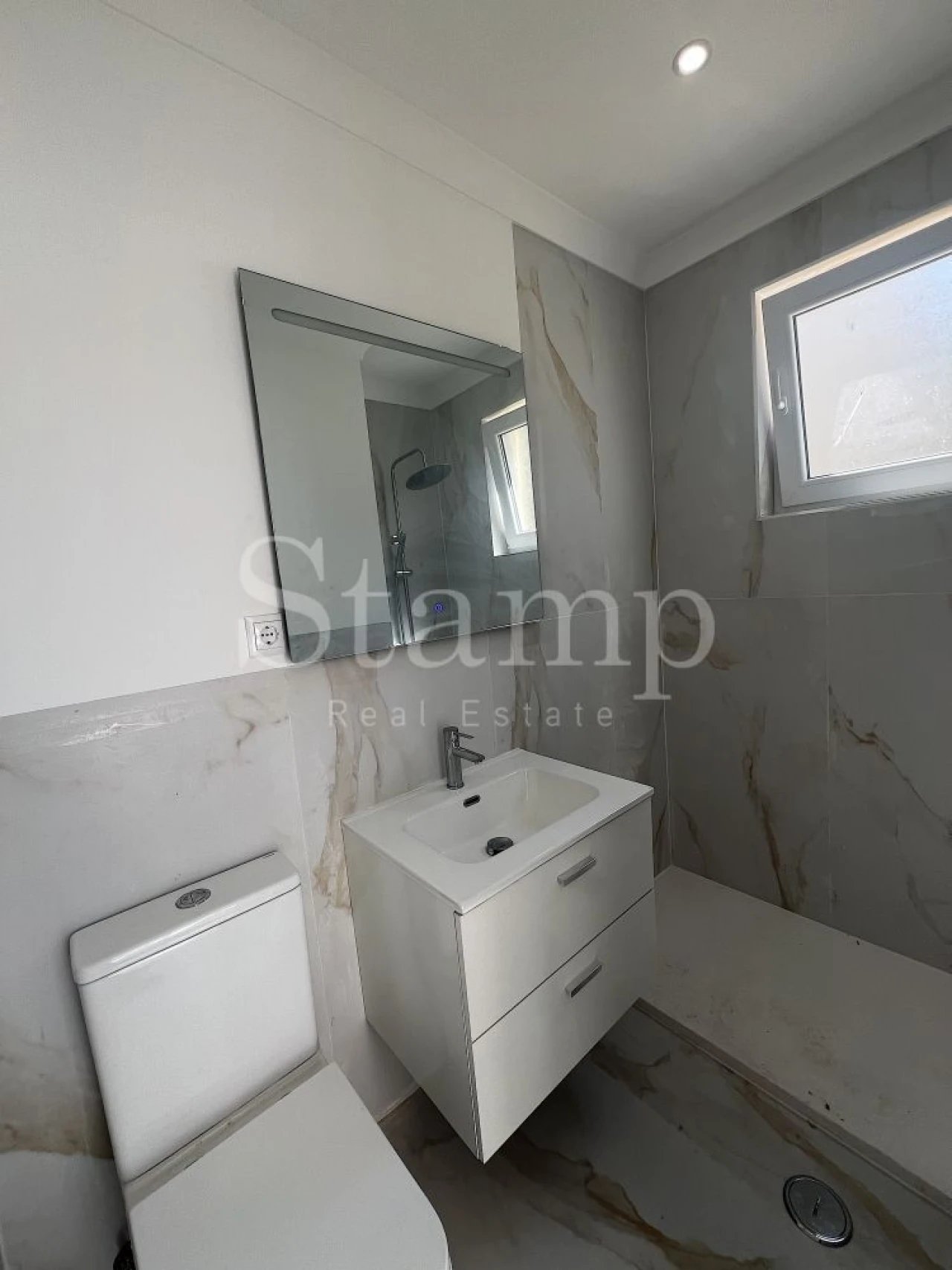 Apartamento T2 para Venda em Penha de França Foto 10