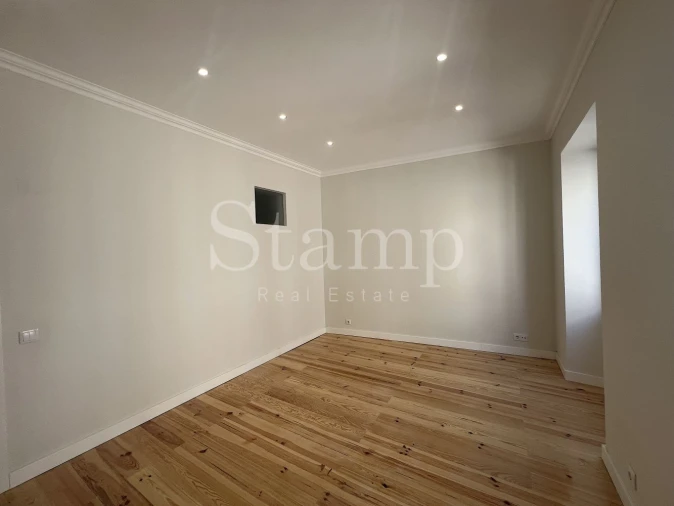 Apartamento T2 para Venda em Penha de França Foto 2