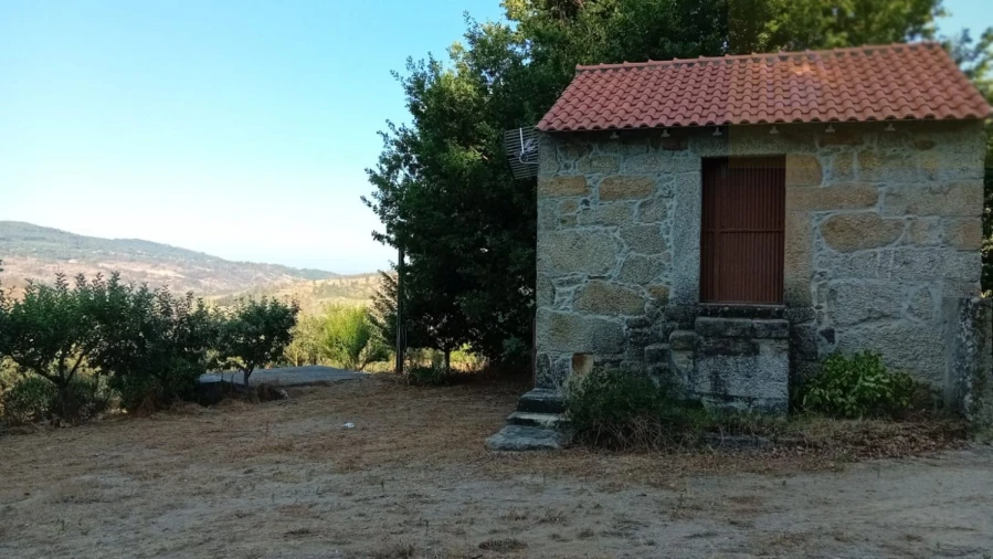 Quinta T0 para Venda em Castelo de Penalva Foto 4