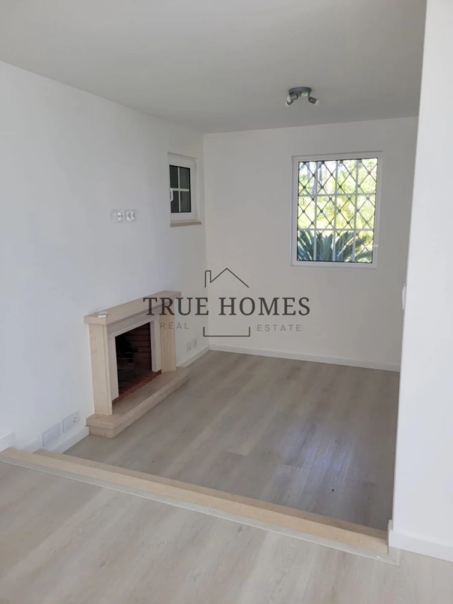 Moradia T4 para Venda em Charneca de Caparica e Sobreda Foto 39