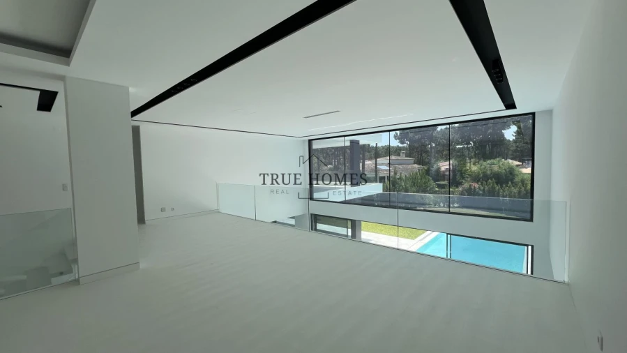 Moradia T6 para Venda em Charneca de Caparica e Sobreda Foto 23